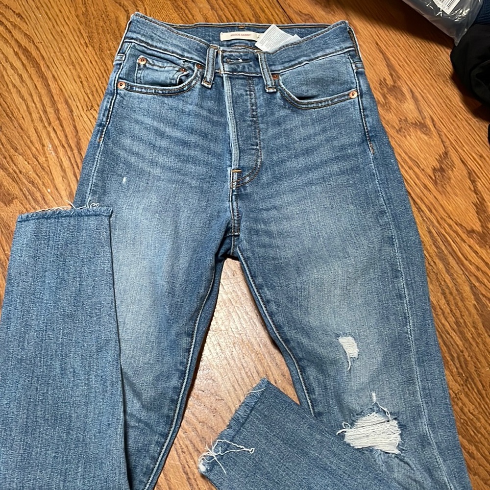 Levi wedgie skinny jeans